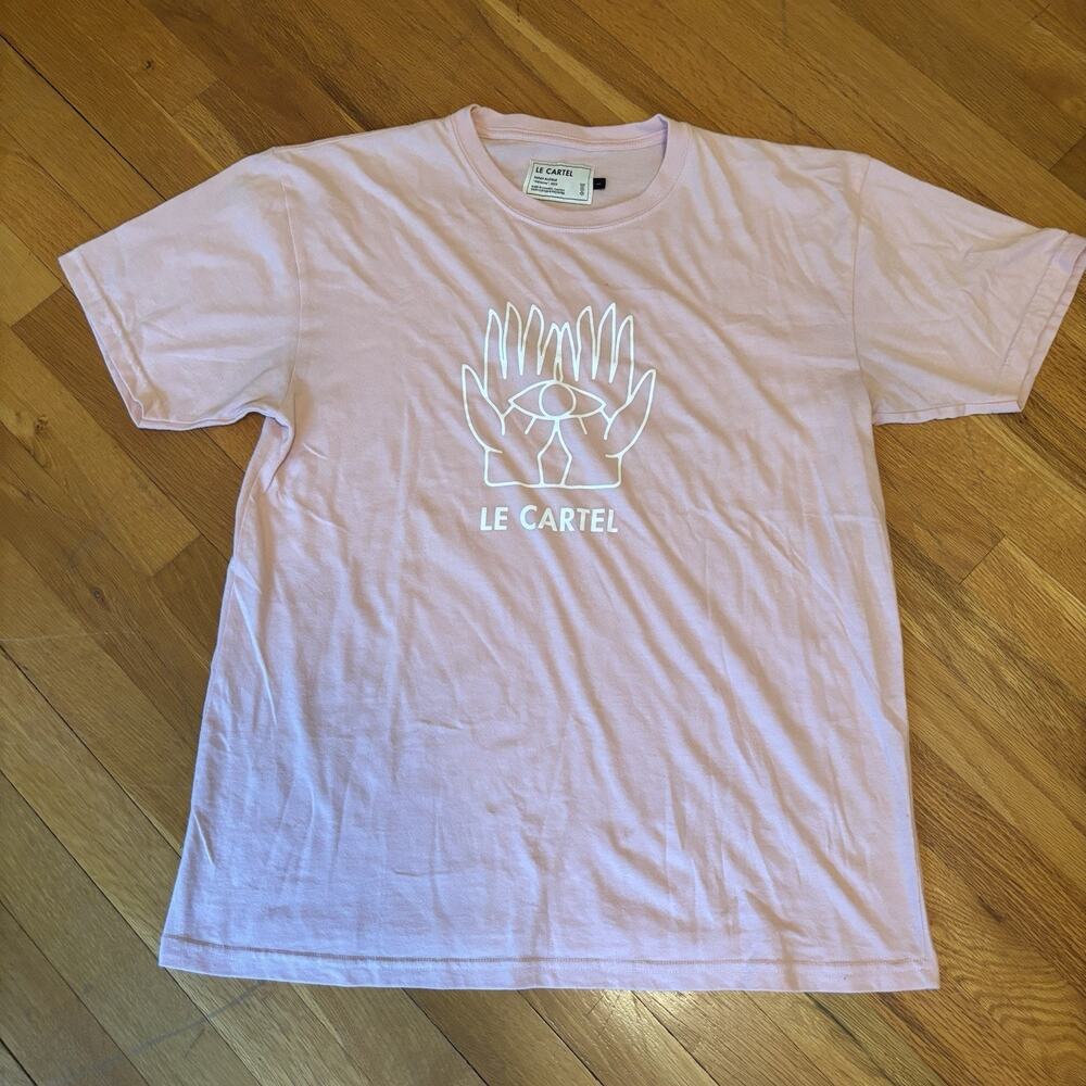 LE CARTEL Mélanine Farah Allegue SS23 Canada Pink Large Shirt Top White Eye Hand
